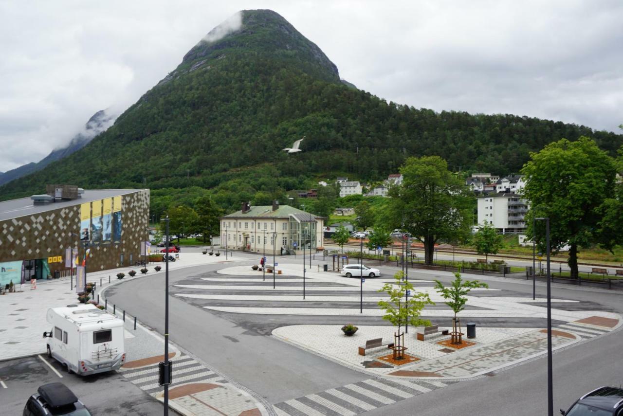 Andalsnes Sentrum Apartment No2 Exterior foto